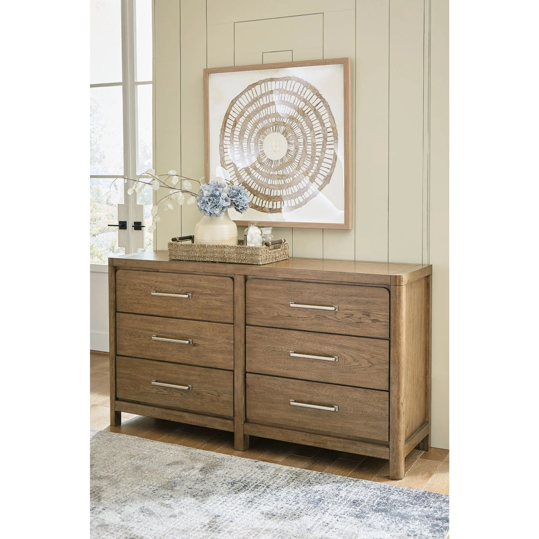 Cabalynn Dresser