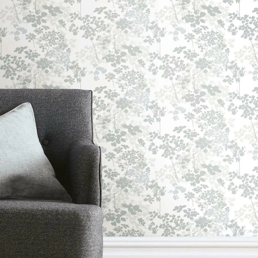 Queen Anne's Lace Peel & Stick Wallpaper