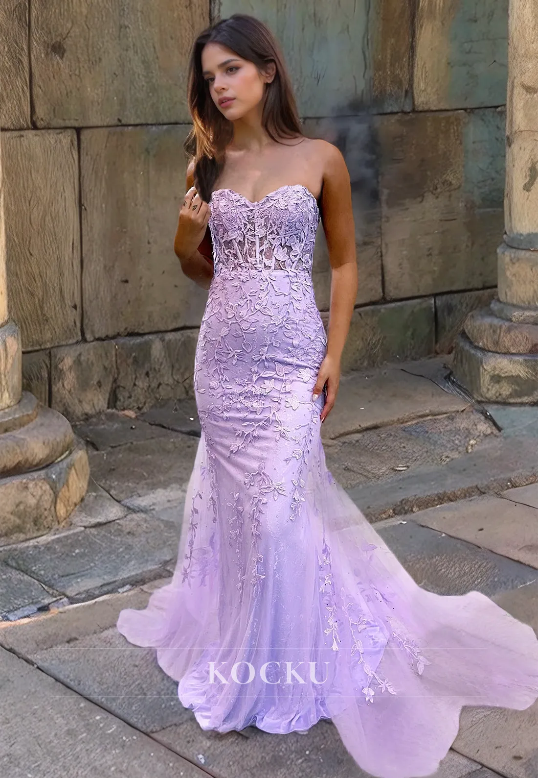 Strapless Mermaid Prom Dress Sleeveless Lace Long Formal Dress with Train